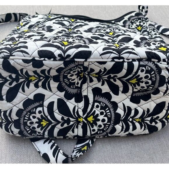 Vera Bradley, black&white w/neon yellow petals crossbody purse,adjustable handle - Picture 11 of 14